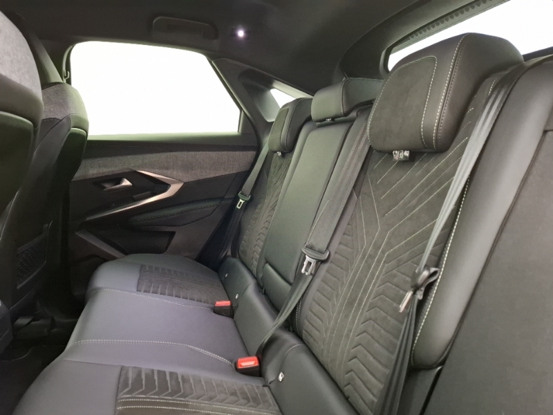 Peugeot 3008 1.2 Hybrid 136 Gt E-dsc6 Grey #6