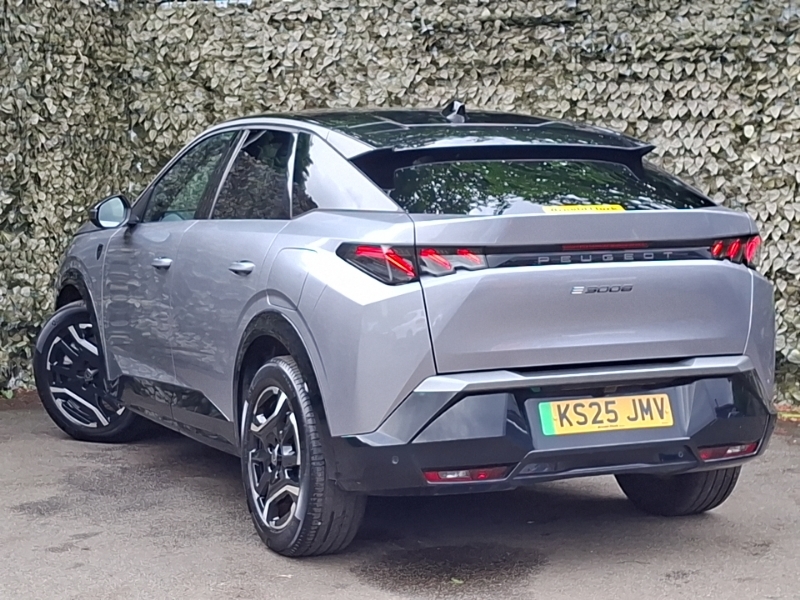Peugeot 3008 157Kw Gt 73Kwh Grey #2