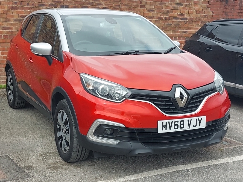 Renault Captur 0.9 Tce 90 Play HV68VJY Red