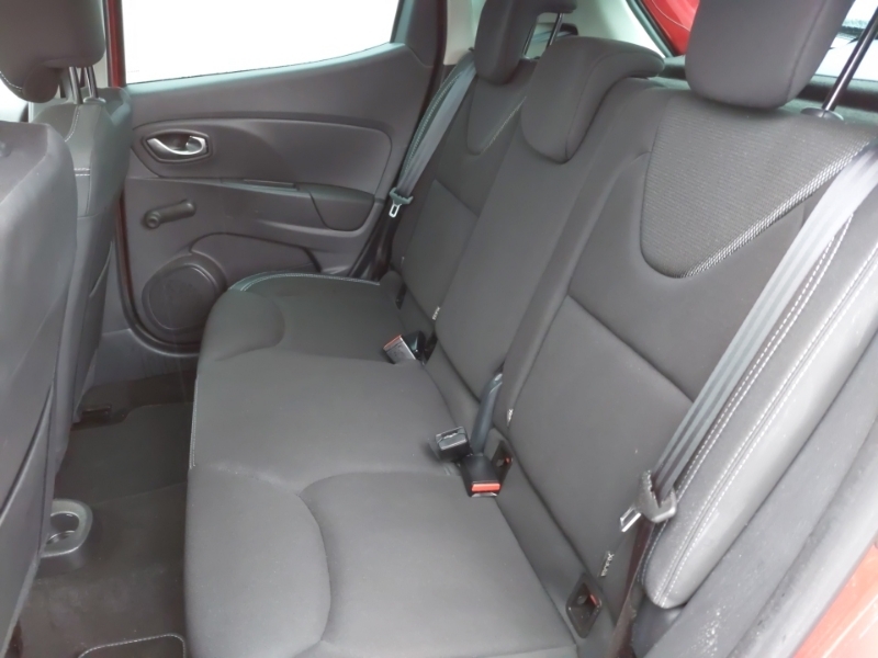 Renault Clio 0.9 Tce 90 Iconic Red #6