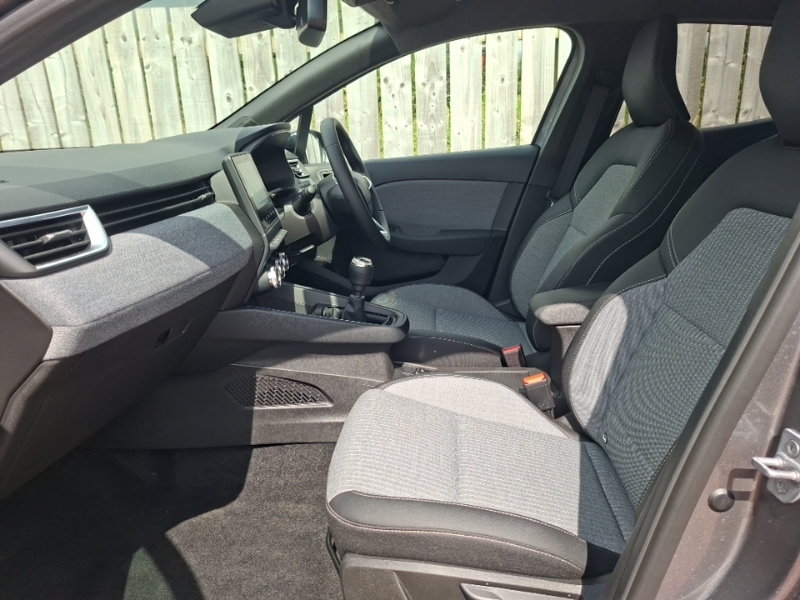 Renault Clio 1.0 Tce 90 Techno Grey #5