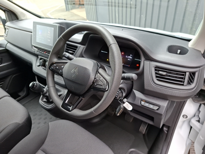 Renault Trafic Ll30 Blue Dci 130 Advance Safety Van White #3