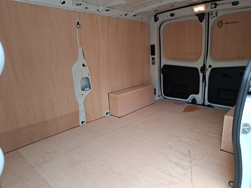 Renault Trafic Ll30 Blue Dci 130 Advance Safety Van White #6