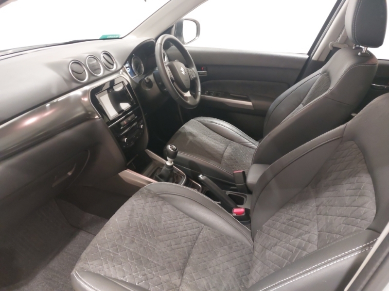Suzuki Vitara 1.4 Boosterjet 48V Hybrid Sz5 Silver #5
