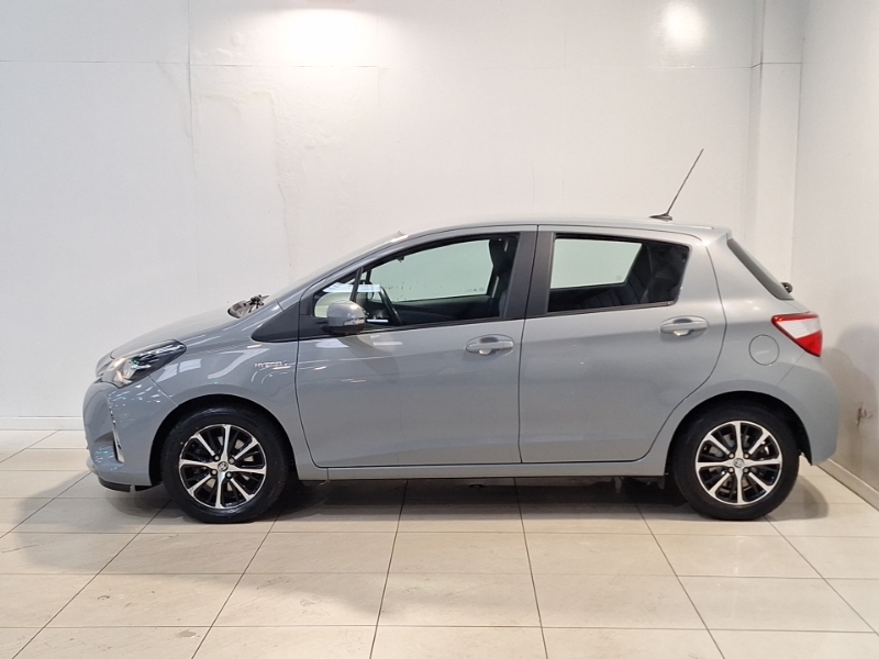 Toyota Yaris 1.5 Hybrid Icon Tech Cvt Grey #4