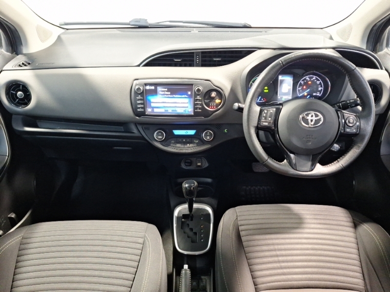 Toyota Yaris 1.5 Hybrid Icon Tech Cvt Grey #3