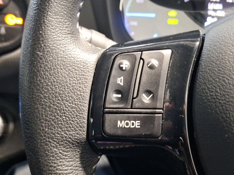 Toyota Yaris 1.5 Vvt-h Design E-cvt Euro 6 Ss Black #12