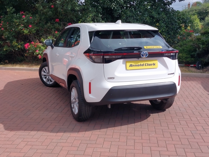 Toyota Yaris Cross 1.5 Hybrid Icon Cvt White #2