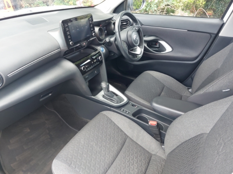 Toyota Yaris Cross 1.5 Hybrid Icon Cvt White #5