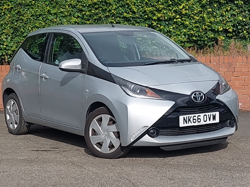 Toyota Aygo 1.0 Vvt-i X-play Silver