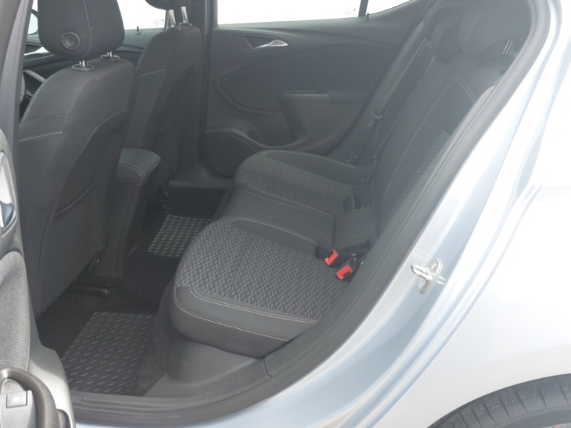 Vauxhall Astra 1.4T 16V 150 Sri Nav Silver #6