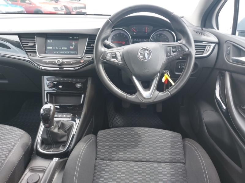 Vauxhall Astra 1.4I Turbo Gpf Sri Sports Tourer E White #8