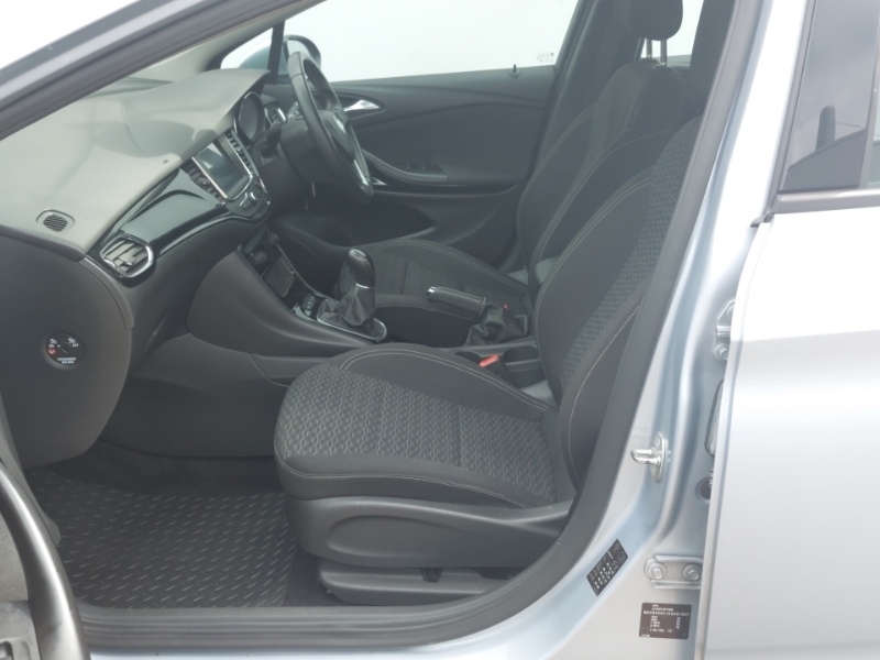 Vauxhall Astra 1.4T 16V 150 Sri Nav Silver #5