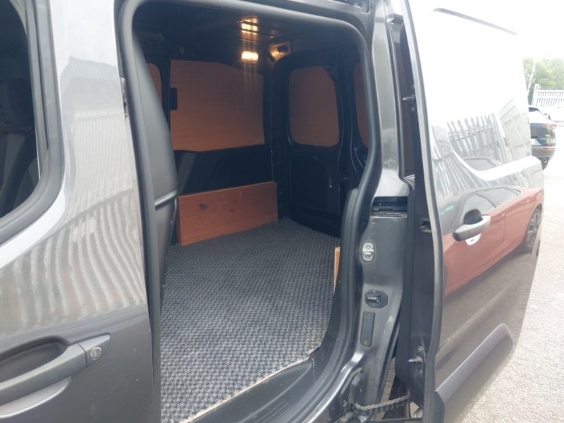Vauxhall Combo 2300 1.5 Turbo D 130Ps H1 Sportive Van Grey #6