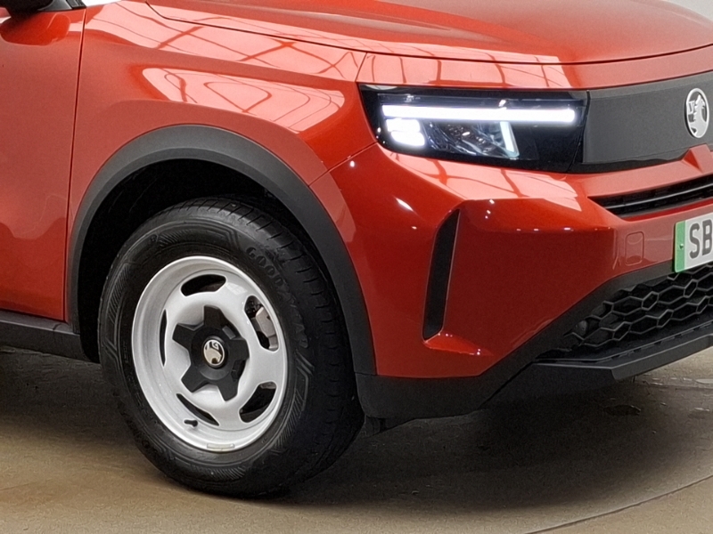 Vauxhall Frontera 1.2 Hybrid Gs Suv Hybrid E Dct Euro 6 Black #20