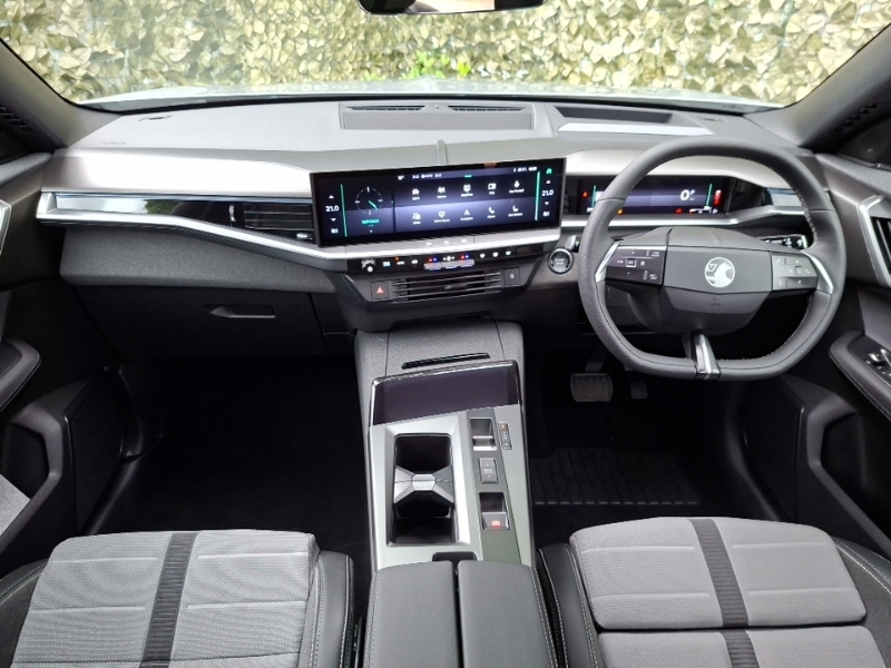 Vauxhall Grandland 1.2 Hybrid 136 Ultimate E-dct6 Pan Roof Grey #3