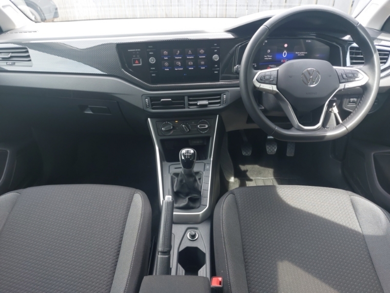 Volkswagen Polo 1.0 Tsi Match Black #3