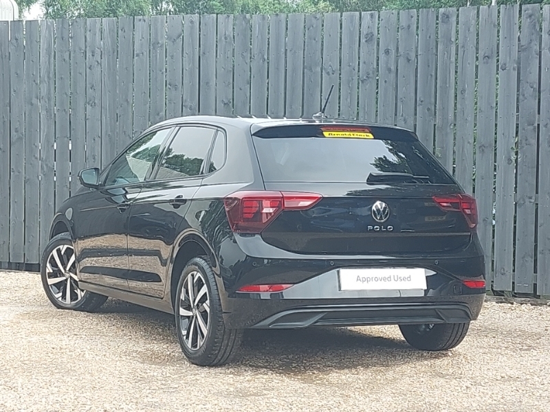 Volkswagen Polo 1.0 Tsi Match Black #2