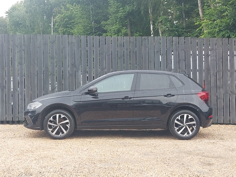 Volkswagen Polo 1.0 Tsi Match Black #4