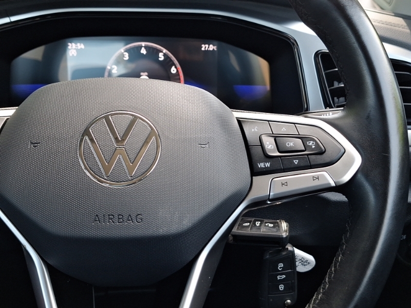 Volkswagen T-Roc Volkswagen R-line Tsi S-a Black #13