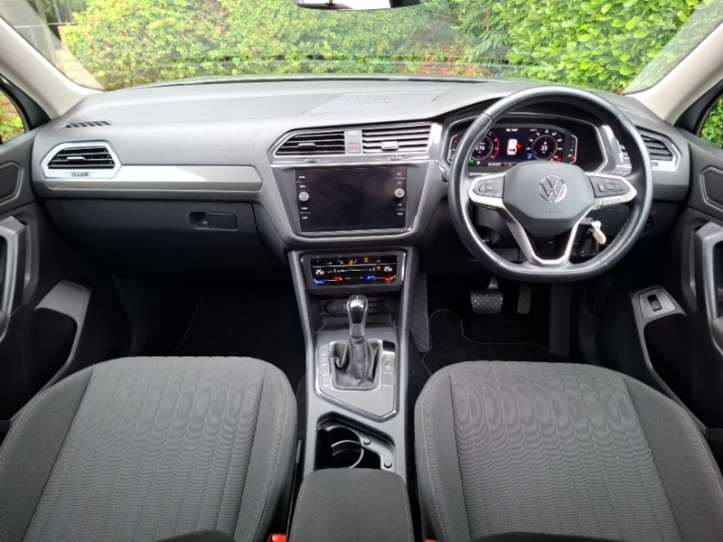 Volkswagen Tiguan Allspace 1.5 Tsi Life Dsg Silver #3