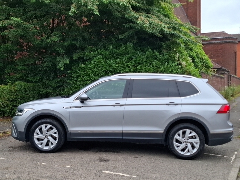 Volkswagen Tiguan Allspace 1.5 Tsi Life Dsg Silver #4