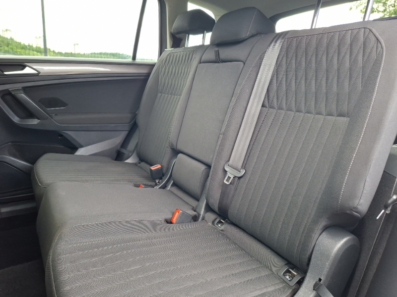 Volkswagen Tiguan Allspace 1.5 Tsi Life Dsg Grey #6