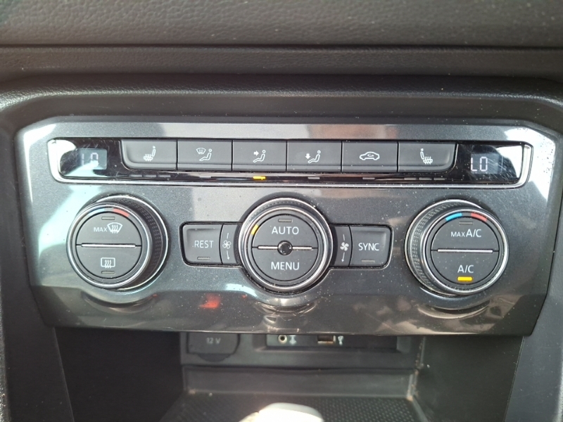 Volkswagen Tiguan 2.0 Tdi 150 Se Nav Dsg Grey #17