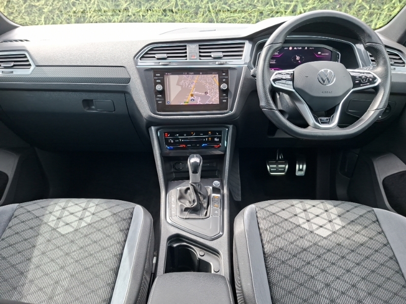 Volkswagen Tiguan 2.0 Tdi R-line Dsg White #3