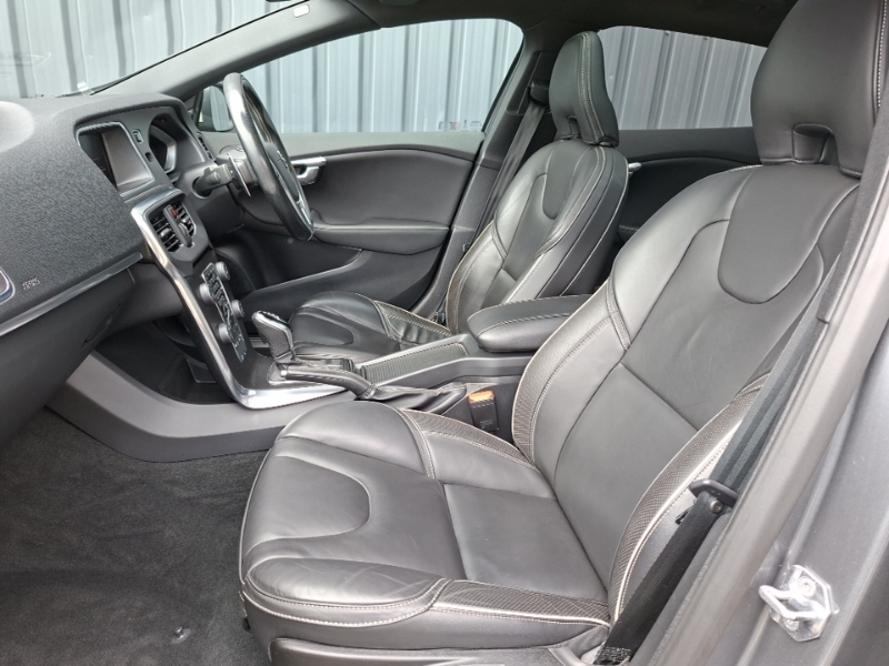 Volvo V40 T3 152 R Design Edition Geartronic KV69MFK Grey #5