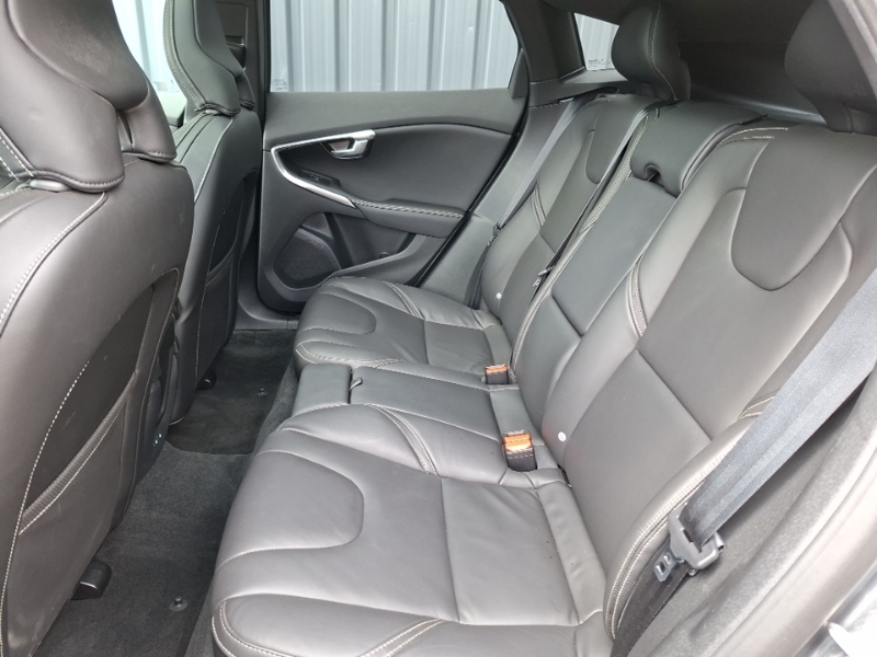 Volvo V40 T3 152 R Design Edition Geartronic KV69MFK Grey #6