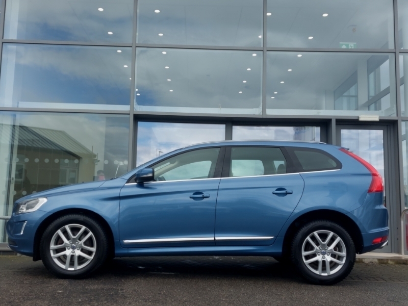 Volvo XC60 D4 190 Se Lux Nav Geartronic Blue #4