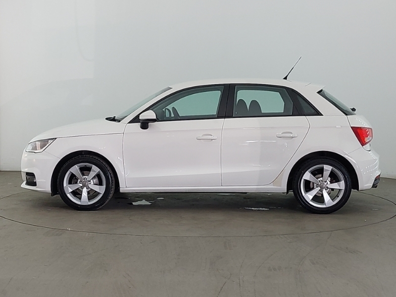 Audi A1 1.0 Tfsi Sport Nav YO18WHS White #4