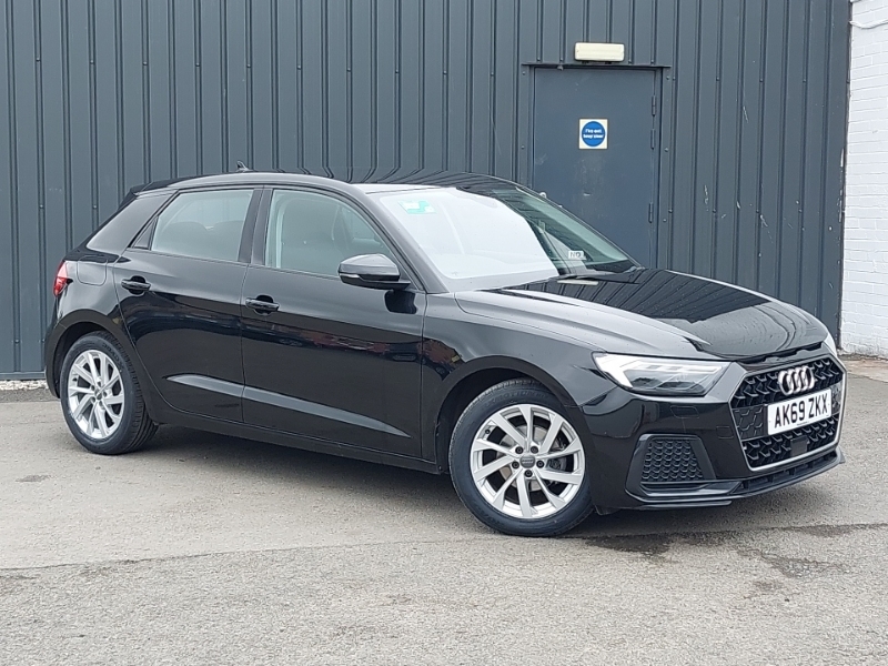 Audi A1 1.0 Tfsi 25 Sport Sportback Euro White #7
