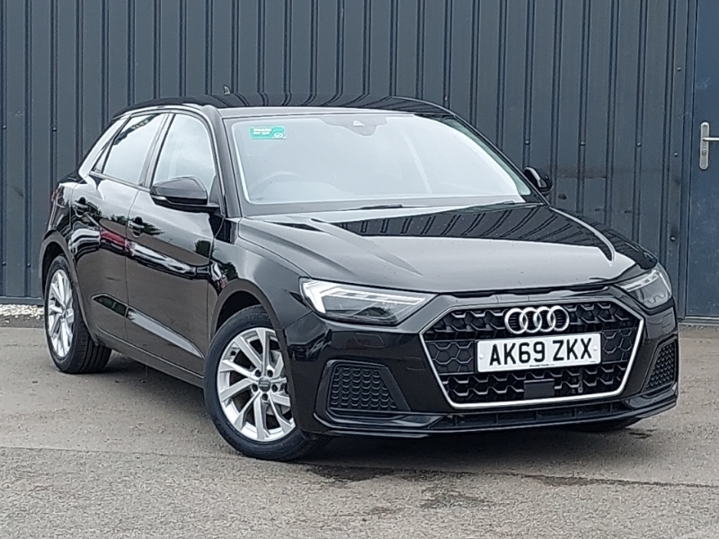 Audi A1 1.0 Tfsi 25 Sport Sportback Euro White #1
