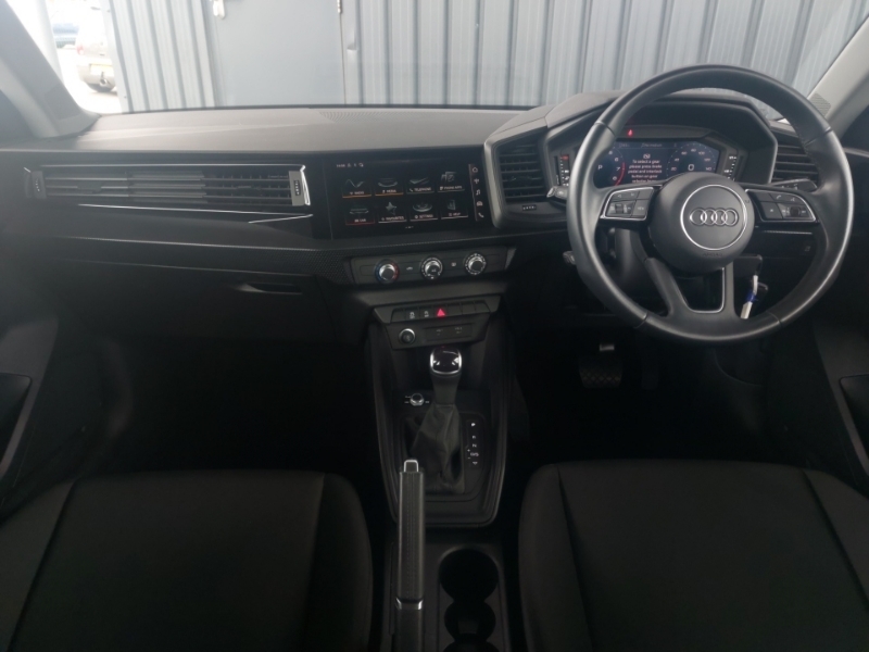 Audi A1 30 Tfsi 110 Technik S Tronic Black #3