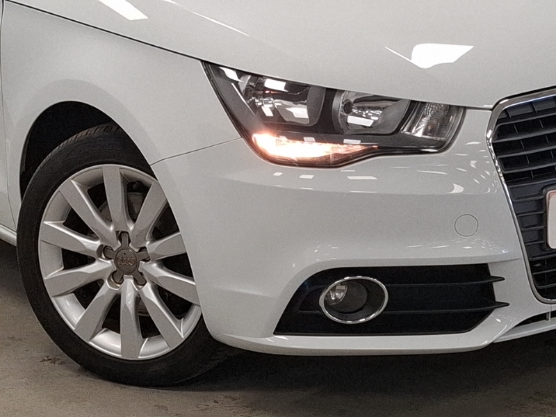 Audi A1 1.4 Tfsi Sport Sportback Euro 5 White #20