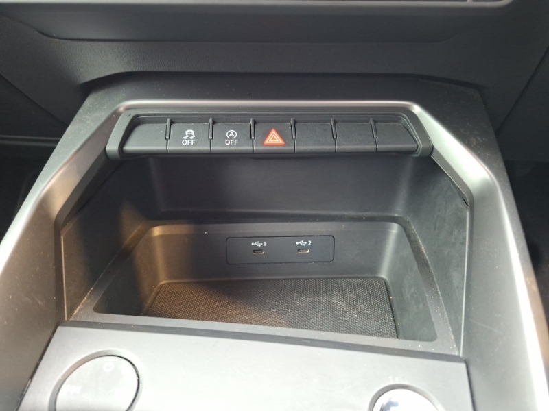 Audi A3 1.5 Tfsi 35 Sport Sportback Euro Black #16