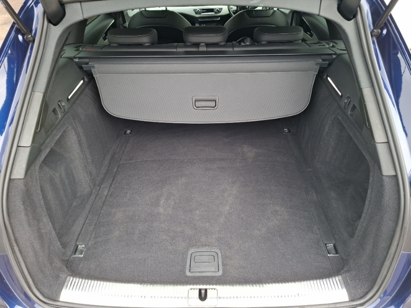 Audi A4 2.0 Tfsi 35 S Line Estate S Tronic Euro Blue #18