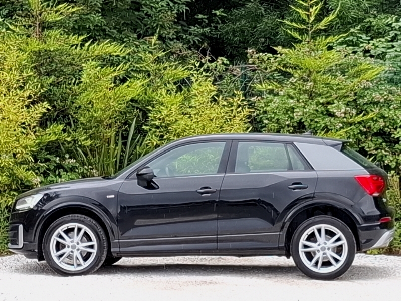 Audi Q2 30 Tdi S Line Black #4