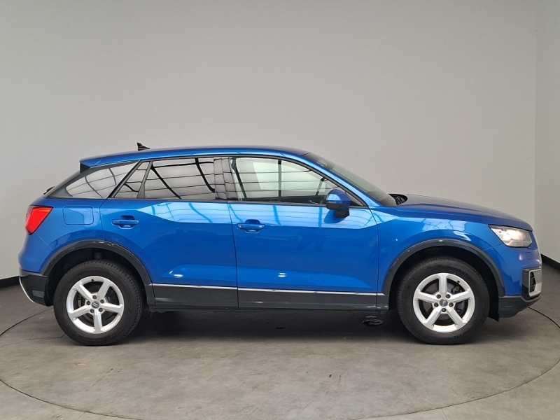 Audi Q2 35 Tfsi Technik S Tronic Blue #4
