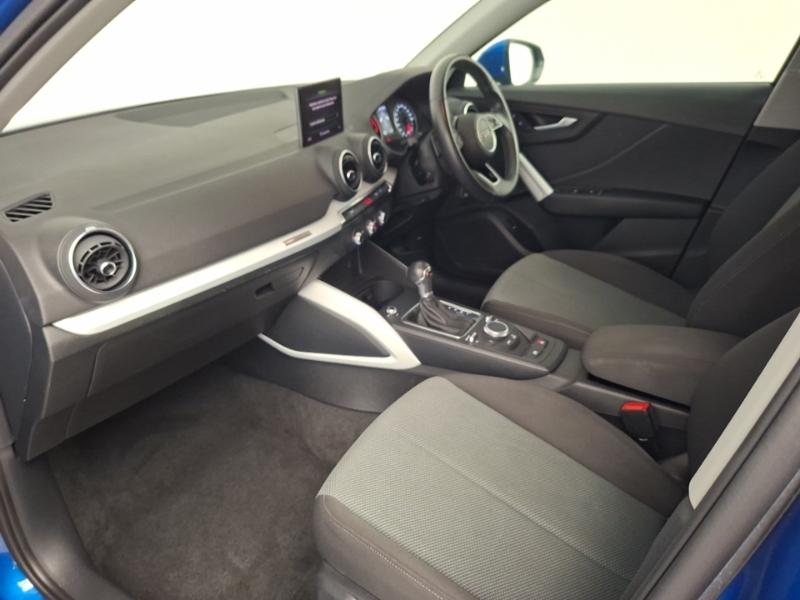 Audi Q2 35 Tfsi Technik S Tronic Blue #5