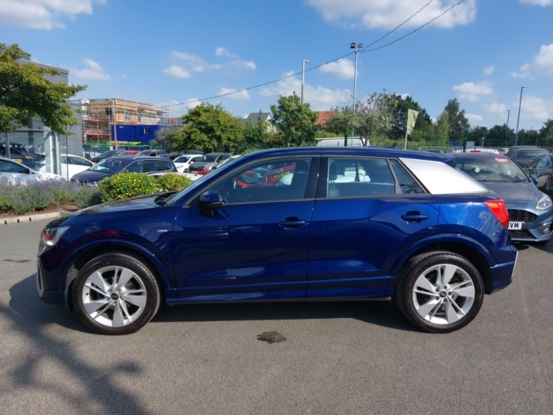 Audi Q2 35 Tfsi S Line S Tronic NU23ZYC Blue #4