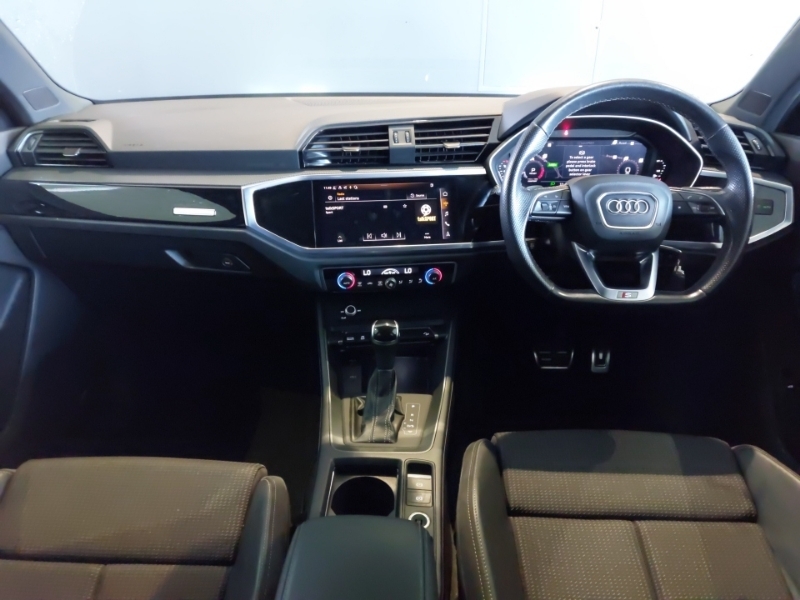 Audi Q3 35 Tfsi Black Edition S Tronic Black #3