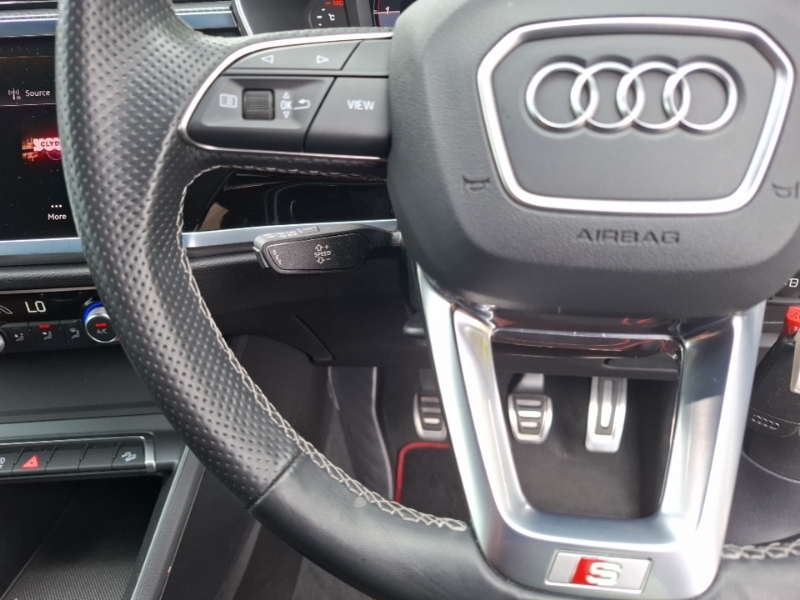 Audi Q3 Audi Q3 Sport 35 Tfsi 150 Ps S Tronic White #12