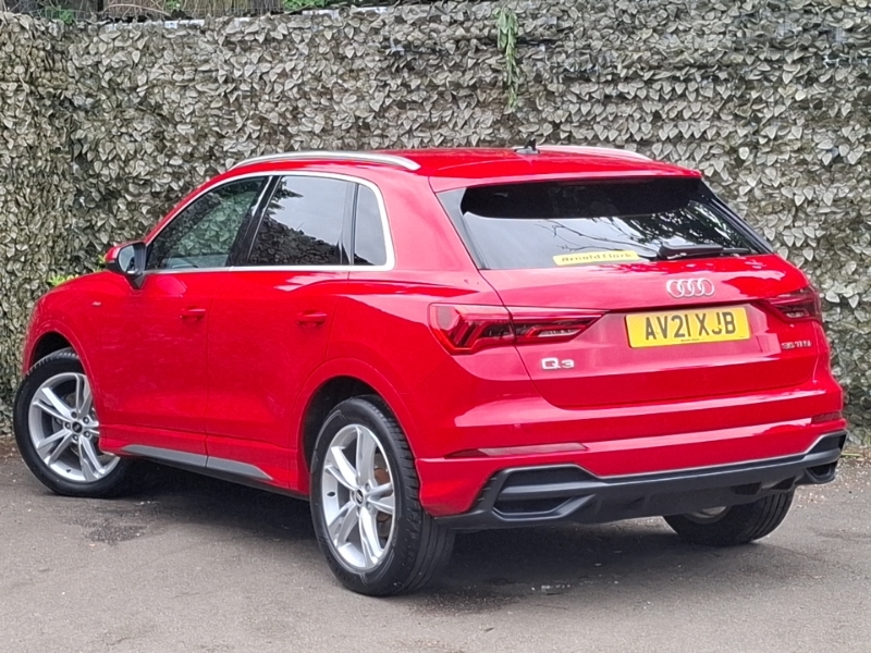 Audi Q3 35 Tfsi S Line Red #2