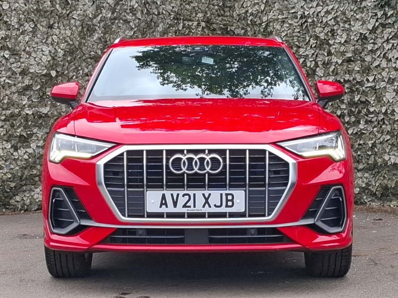 Audi Q3 Audi Q3 Sport 35 Tfsi 150 Ps S Tronic White #14