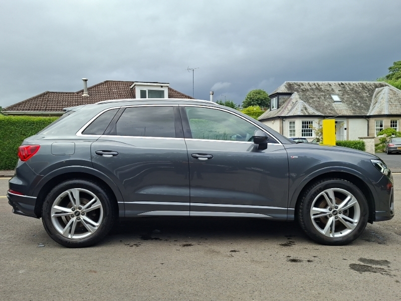 Audi Q3 35 Tfsi S Line Grey #4