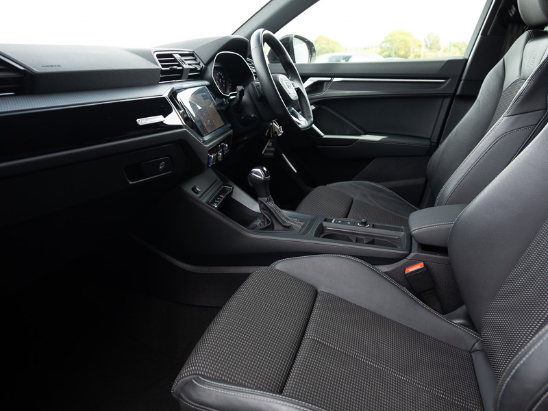 Audi Q3 35 Tfsi Black Edition S Tronic Grey #5