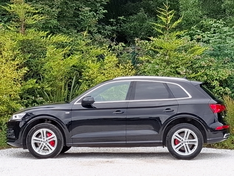 Audi Q5 45 Tfsi Quattro S Line S Tronic Black #4
